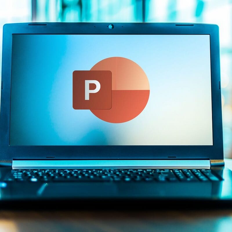 MICROSOFT 365: POWERPOINT DALLA BASE AI FONDAMENTALI