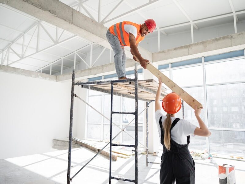 ADDETTO AL MONTAGGIO, USO E SMONTAGGIO DI TRABATTELLI